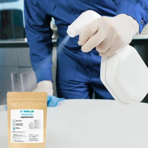 Powklin Disinfectant - Aplikasi Penggunaan - Table Cleaning Disinfects